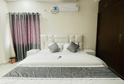 Viswanadhunis Antilia Rooms