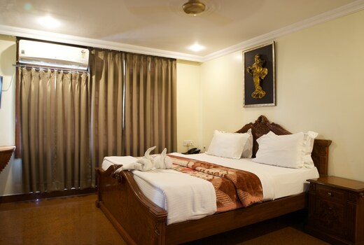 MAYUR HOTEL (Pure Vegetarian Chain) since 1974