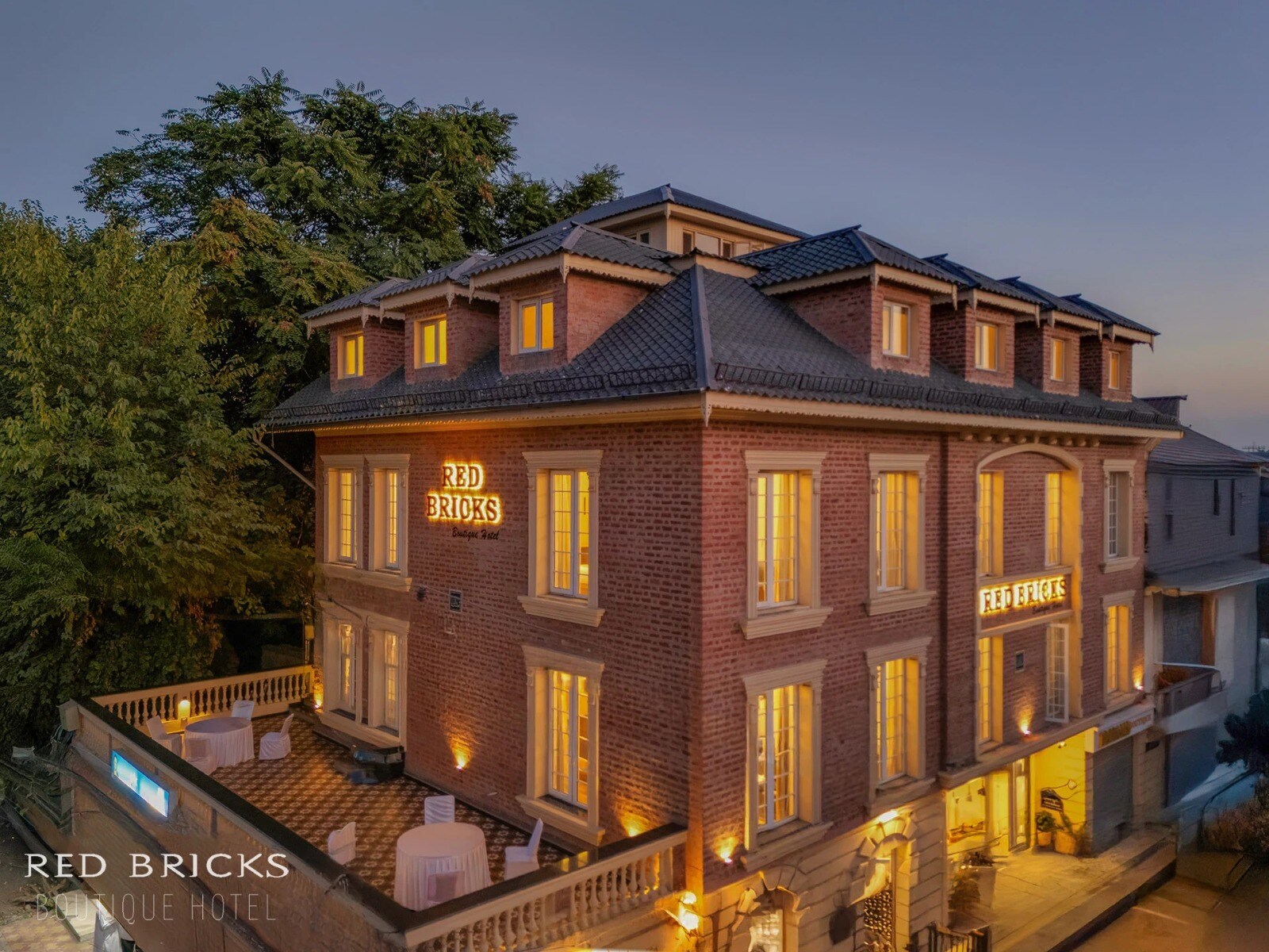 Hotel Red Bricks