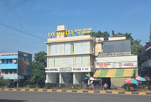 D N Hotel
