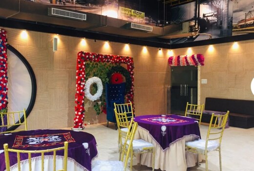 The Novelty Hotel Kanpur