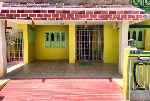 VILLA ELEVEN