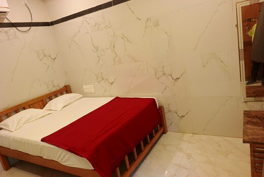 Rajathagiri Homestay