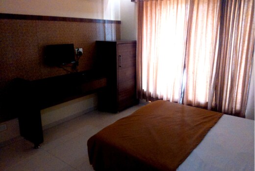 HOTEL SAI SHUBHAM (Near Nala Road)