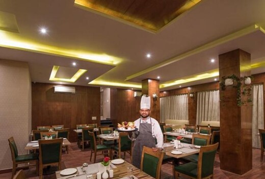 Hotel Patnitop Inn Dx