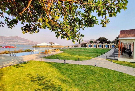 Blu Water Resort Malshej