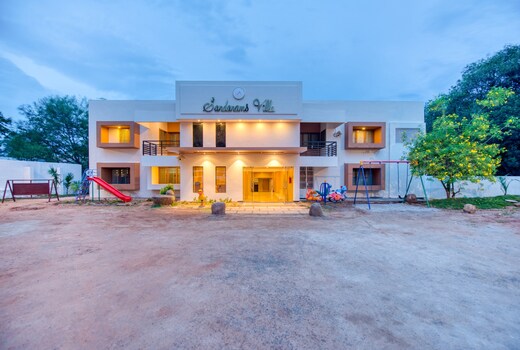 Sandanams Villa Coutralam