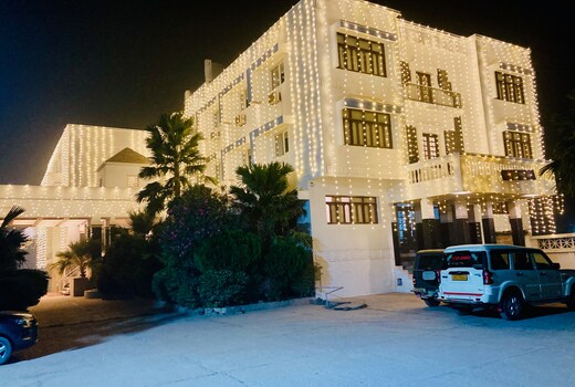 HOTEL YUVRAJ DX