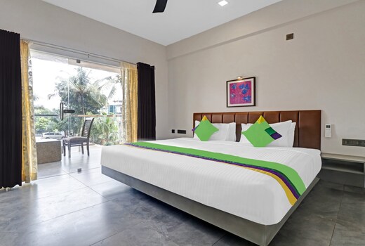 Treebo Grand Vistara Airport Suites, 500m from Cochin International Airport