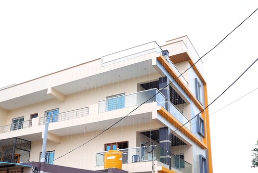 Brand NEW Luxurious Villa behind Taj Hotel