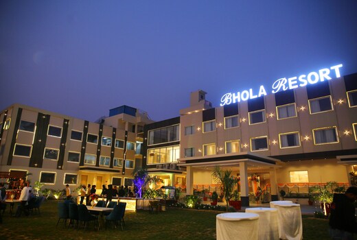Bhola Resort