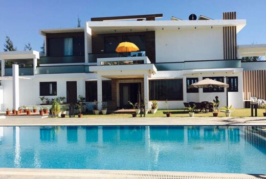 NVilla | Rooms & Swimming Pool