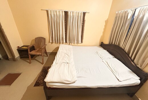 Hotel O OMM Guest house