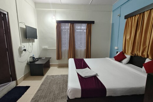 Mei Nakisan Guest House