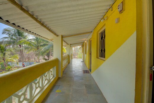 Hotel O Yellow House