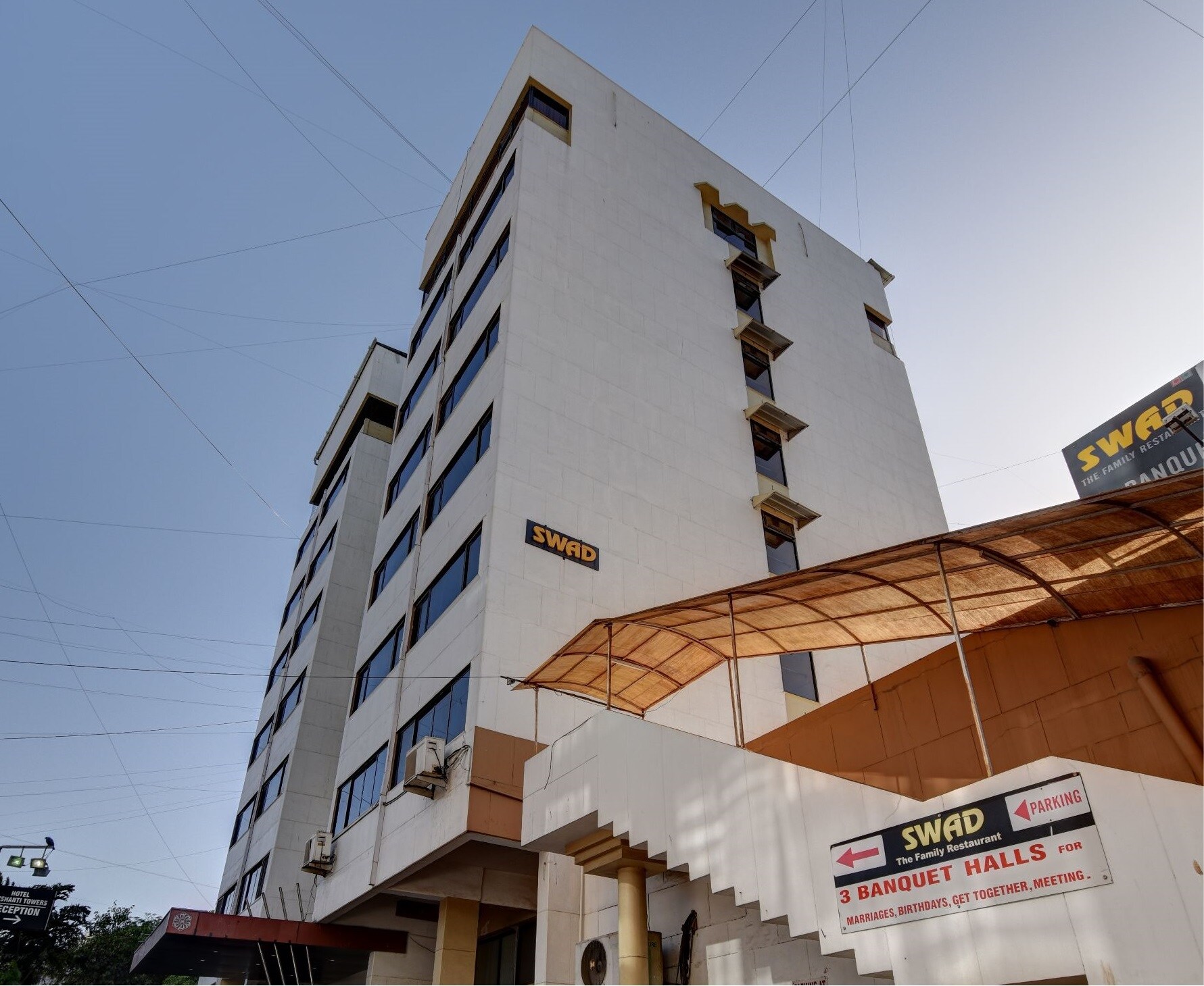 Hotel Savshanti Towers
