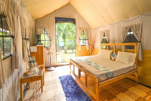 Corbett Hills Resort | Camps & Cottages