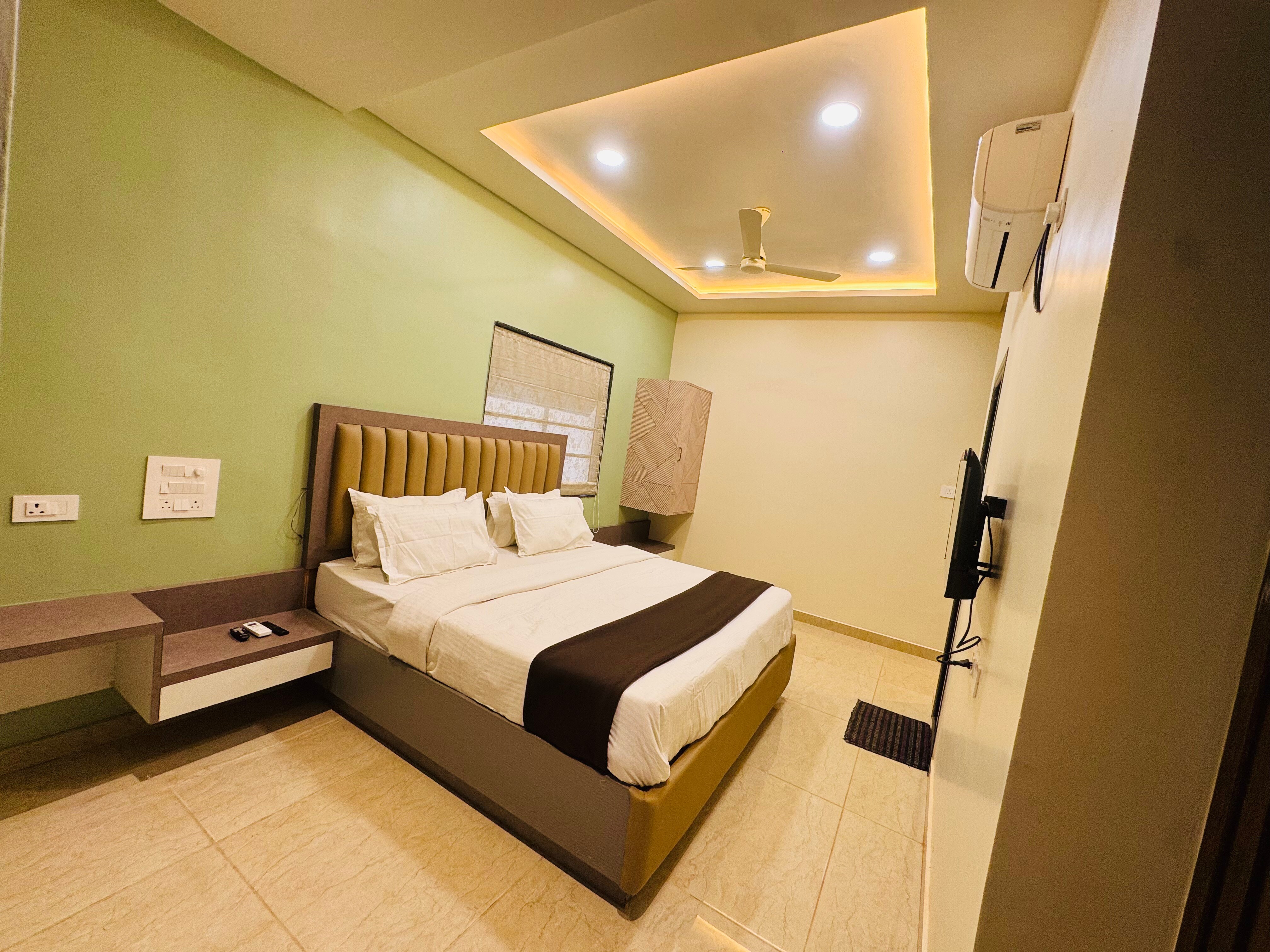 Hotel Pearl Regency