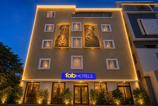 FabHotel Latitude