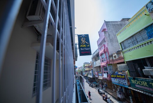 VILLA DE SRI VAARI RESIDENCY