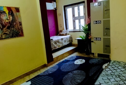 Ashirwad Guest House