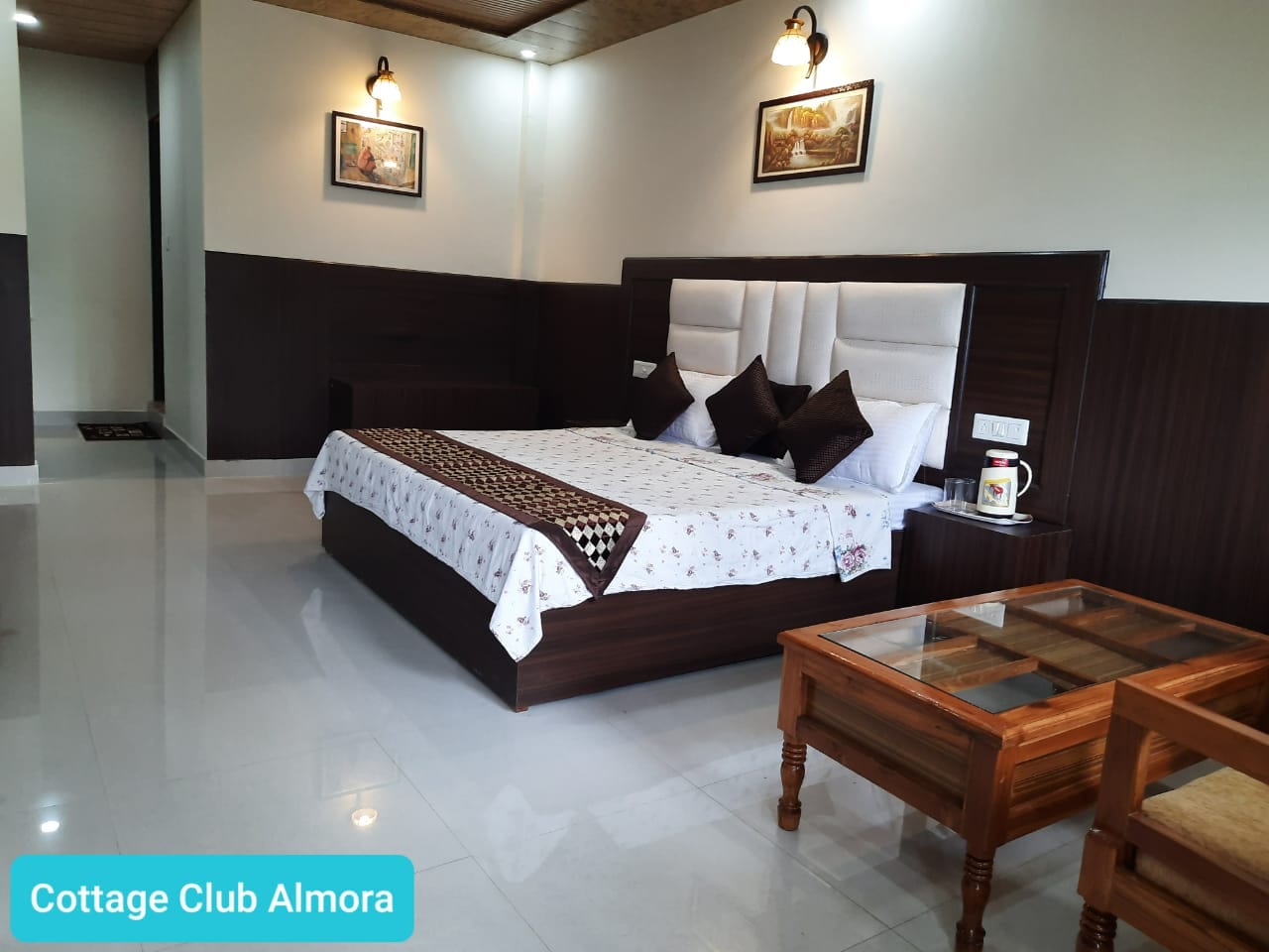 Cottage Club Inn