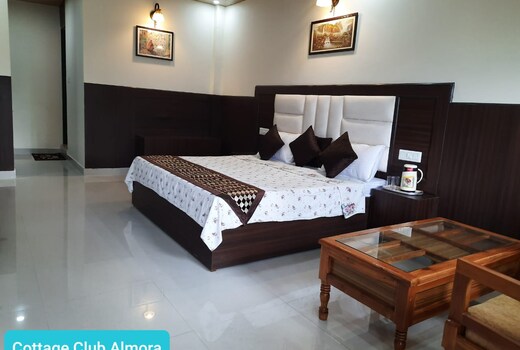 Cottage Club Inn
