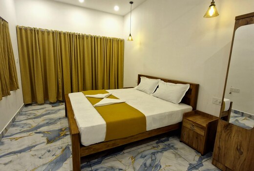 Zira Homestay