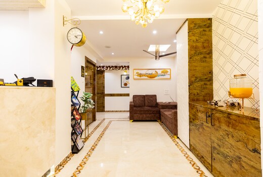 Hotel Larmont Luxury