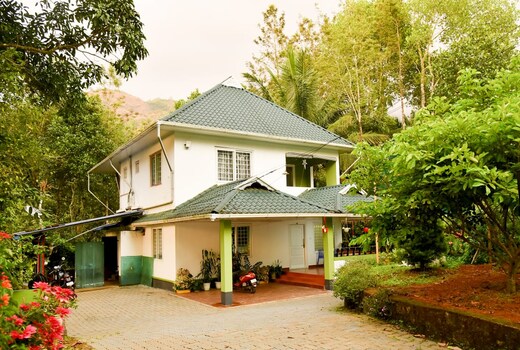 Flora Plantation Homestay