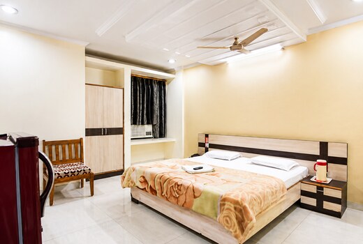 Hotel Anand -1.5km from Jhansi railway station