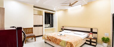 Hotel Anand -1.5km from Jhansi railway station