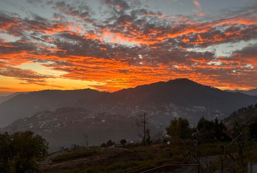 The White Hogar 3BHK Villa in Bhimtal