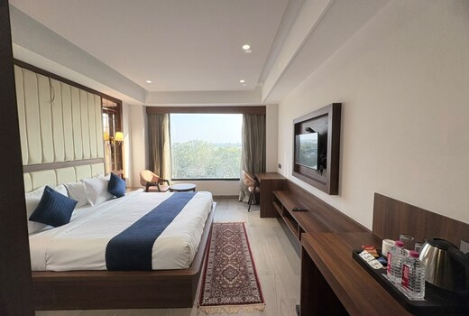 Hotel Amyra