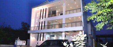 HOTEL MANSAROVAR, OMKARESHWAR