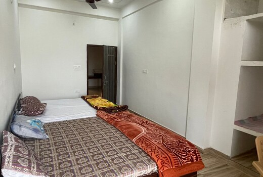 Shri Krishna Bhawan