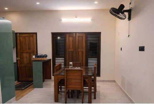 Riddhi Home Stay