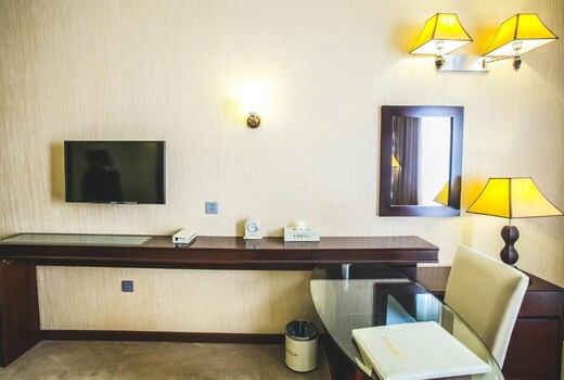 Emerald Hotel
