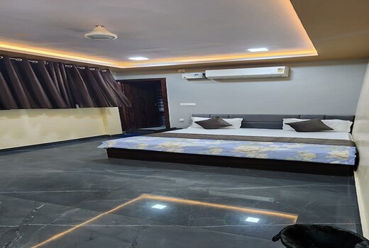 SHRI DAU KRIPA INN