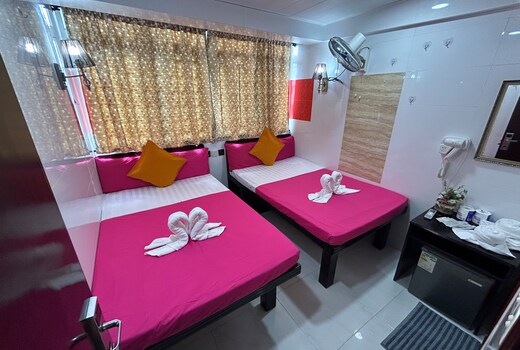 Premium Lounge