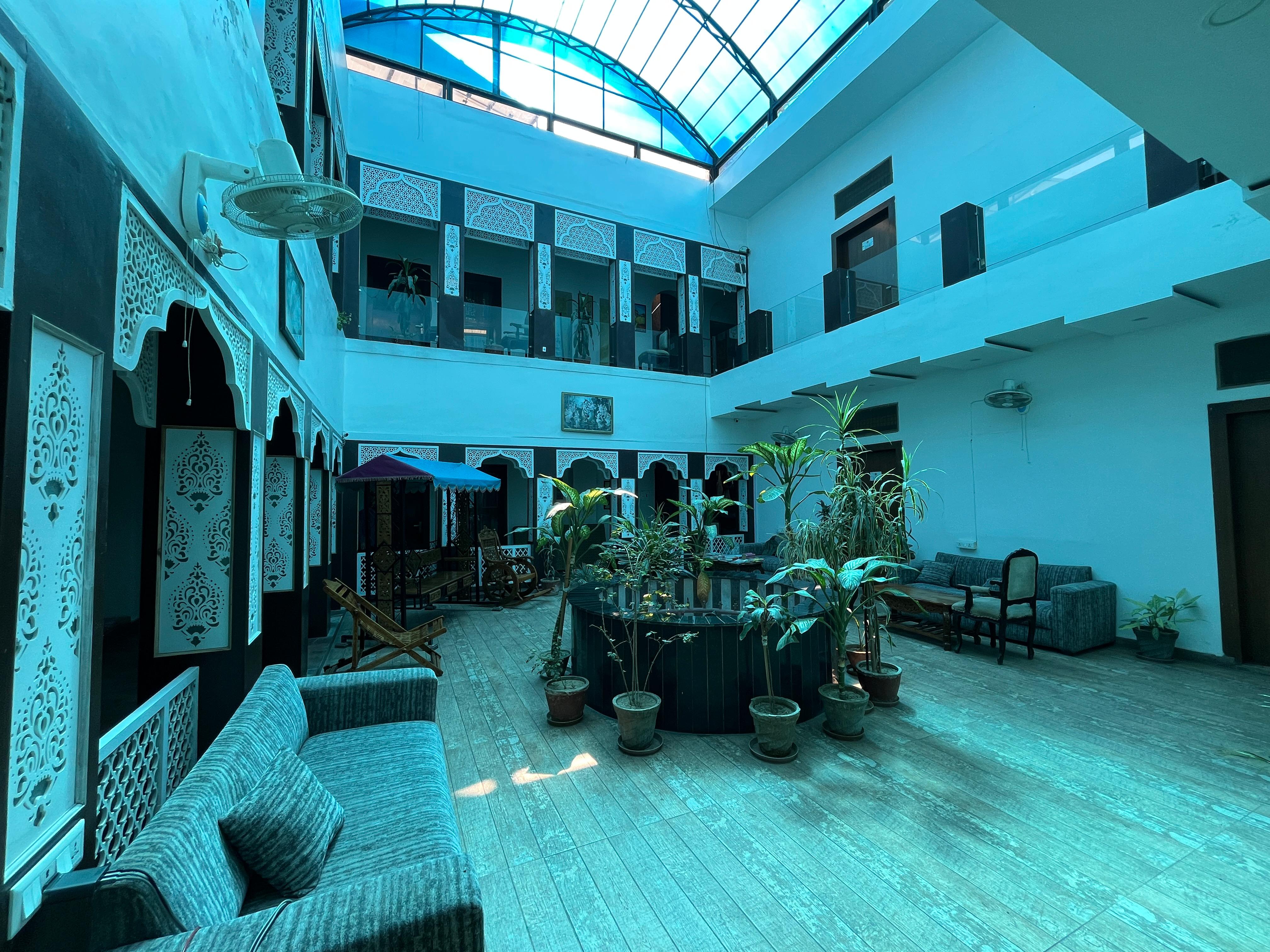Main gallery