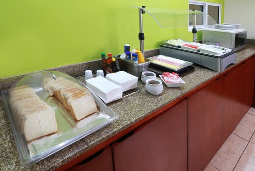 Staybridge Suites QUERETARO, an IHG hotel
