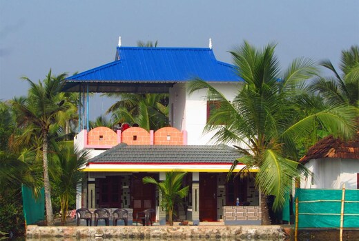 Nature Palace Homestay