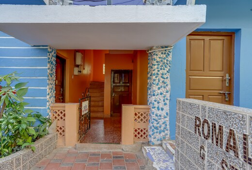 Romaldo Guest House