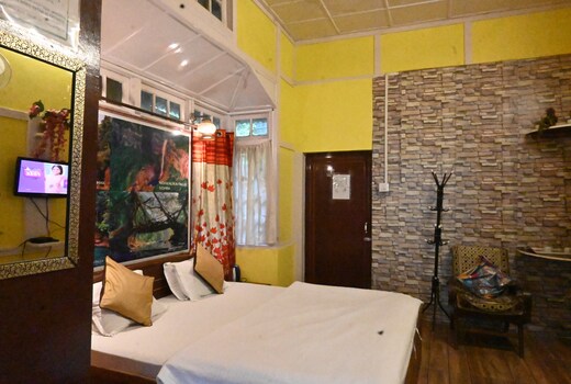 Quinton Enclave Annexe (Cottage) | Rooms & Caretaker