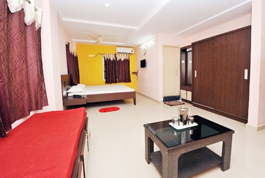 SHREE LAKSHMI GUEST HOUSE