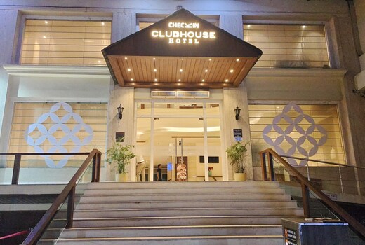 Clubhouse Hotel by CheckIn Amritsar