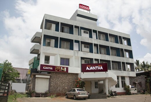 New Ajanta Lodging