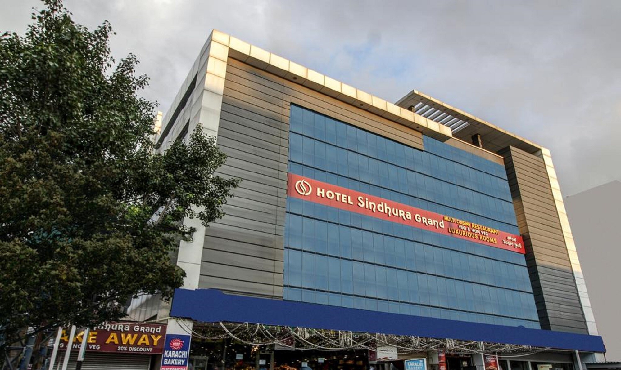 Hotel SIndhura Grand