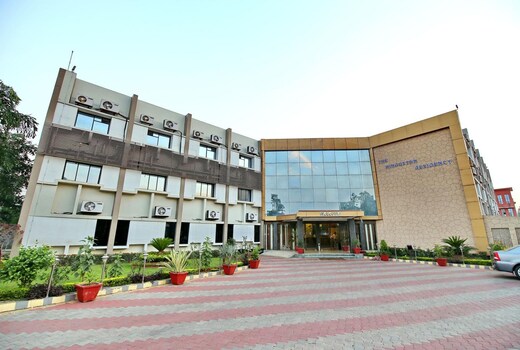 THE HINDUSTAN RESIDENCY